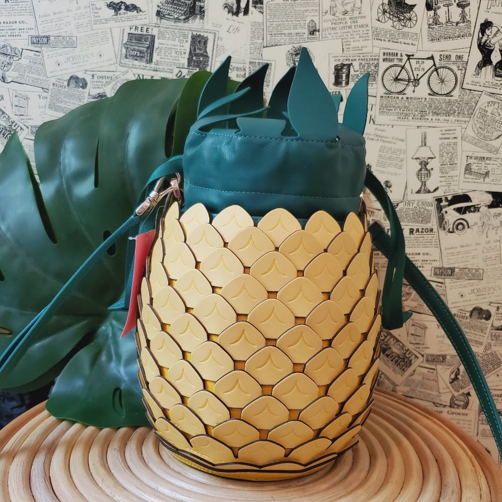 🆕 Kate Spade Pineapple Crossbody Bucket Bag Amazing Colada Yellow Green Novelty